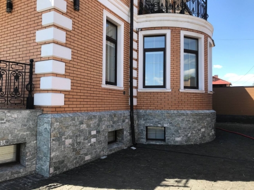 Облицовка цоколя. Пос. Новая Разводная